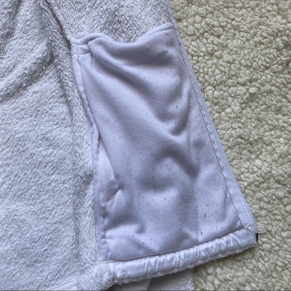 The North Face Jacket - Picture 13 of 13